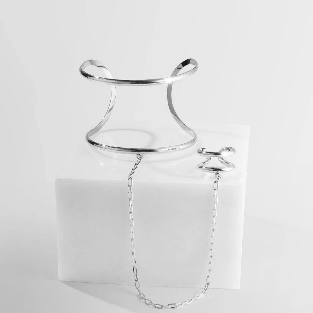 Bracelet ring with chain