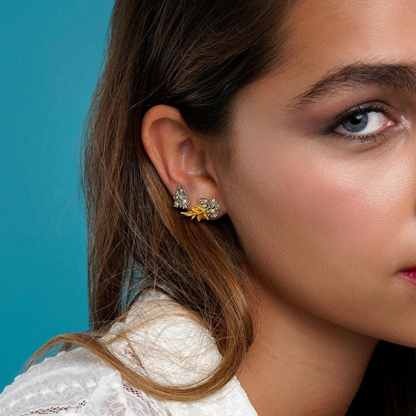 FLOWER BOOM SILVER EARRINGS