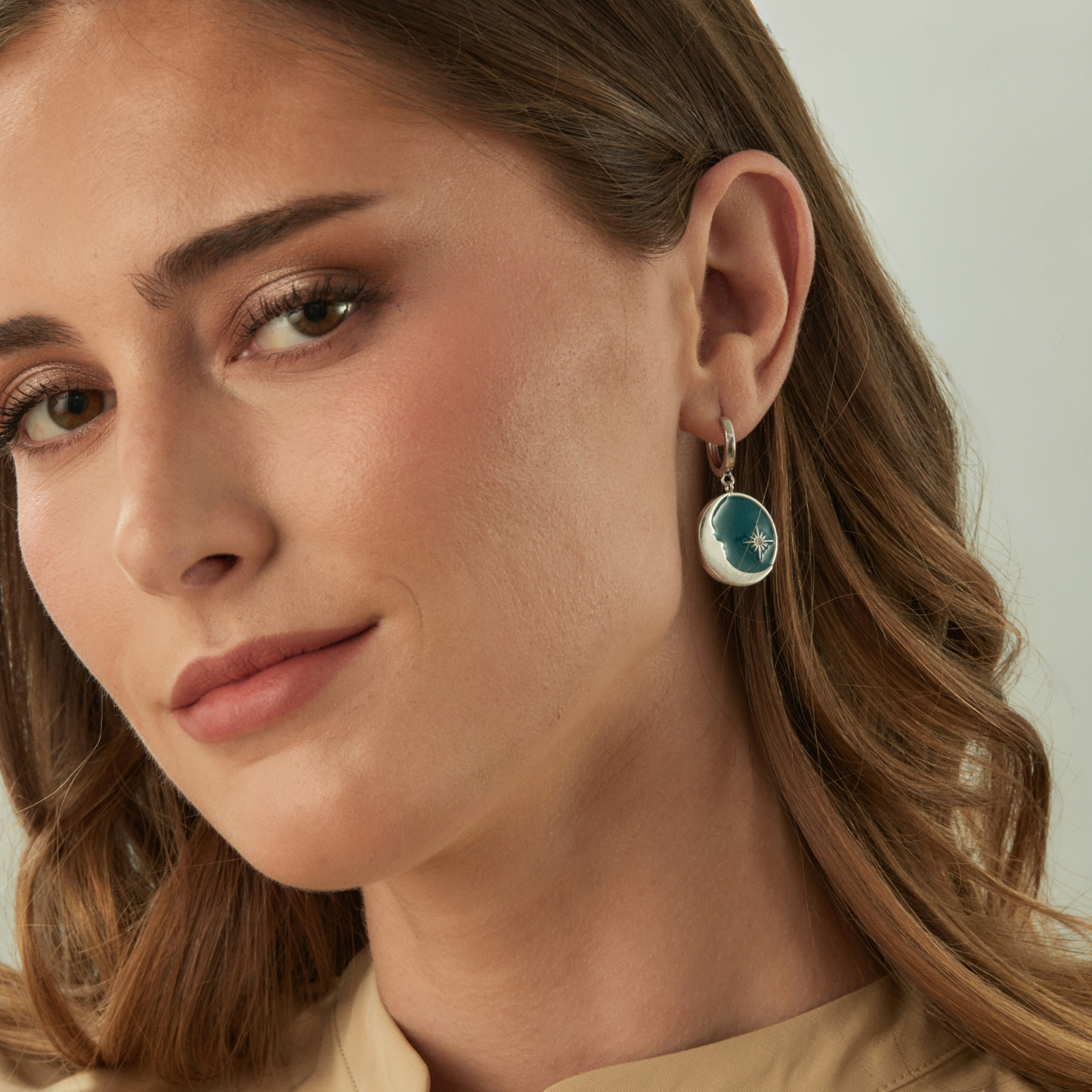 BLUE-MOON SILVER HOOP PIERCING EARRING