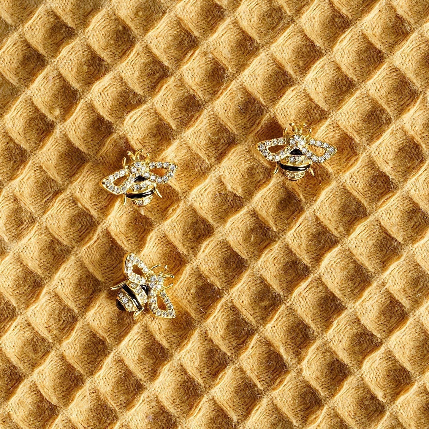 REINA DES ABEILLES SINGLE EARRING