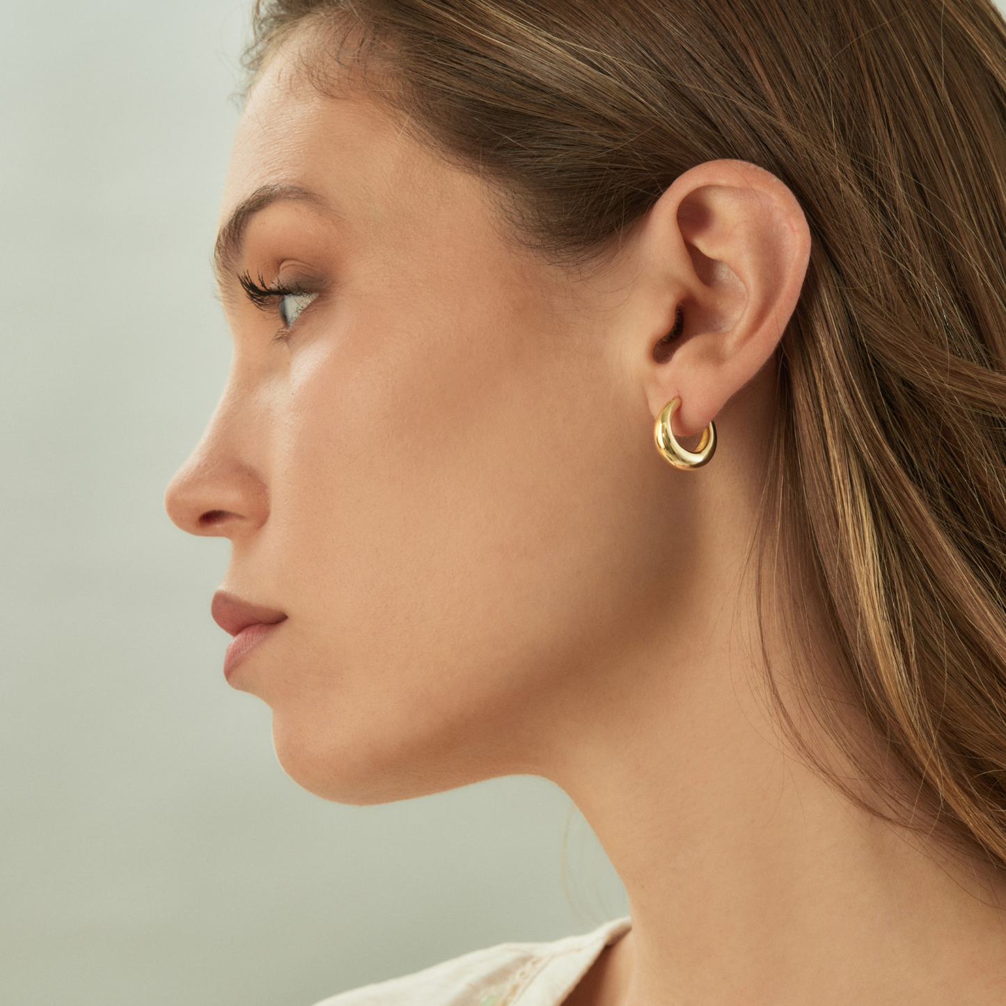 FEBE HOOPS EARRING