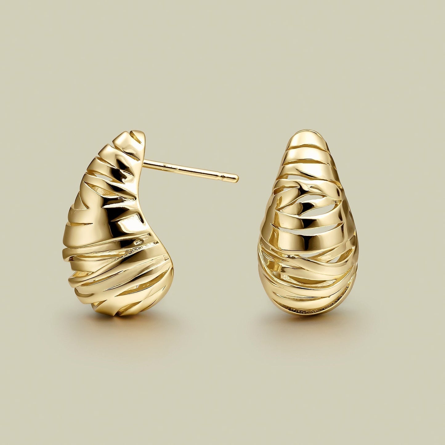 SPARKLE EARRING