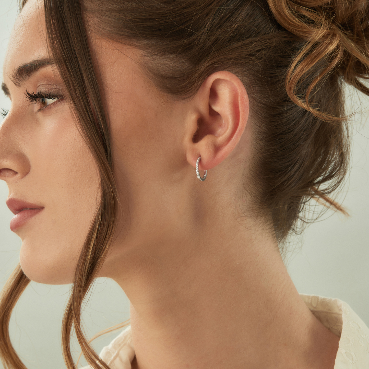 GALA SILVER HOOPS