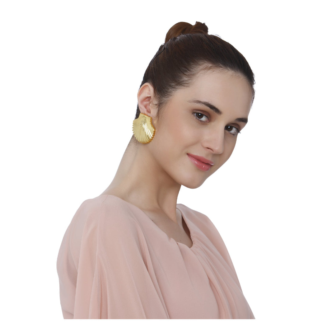 Shell Top Earrings (Gold)