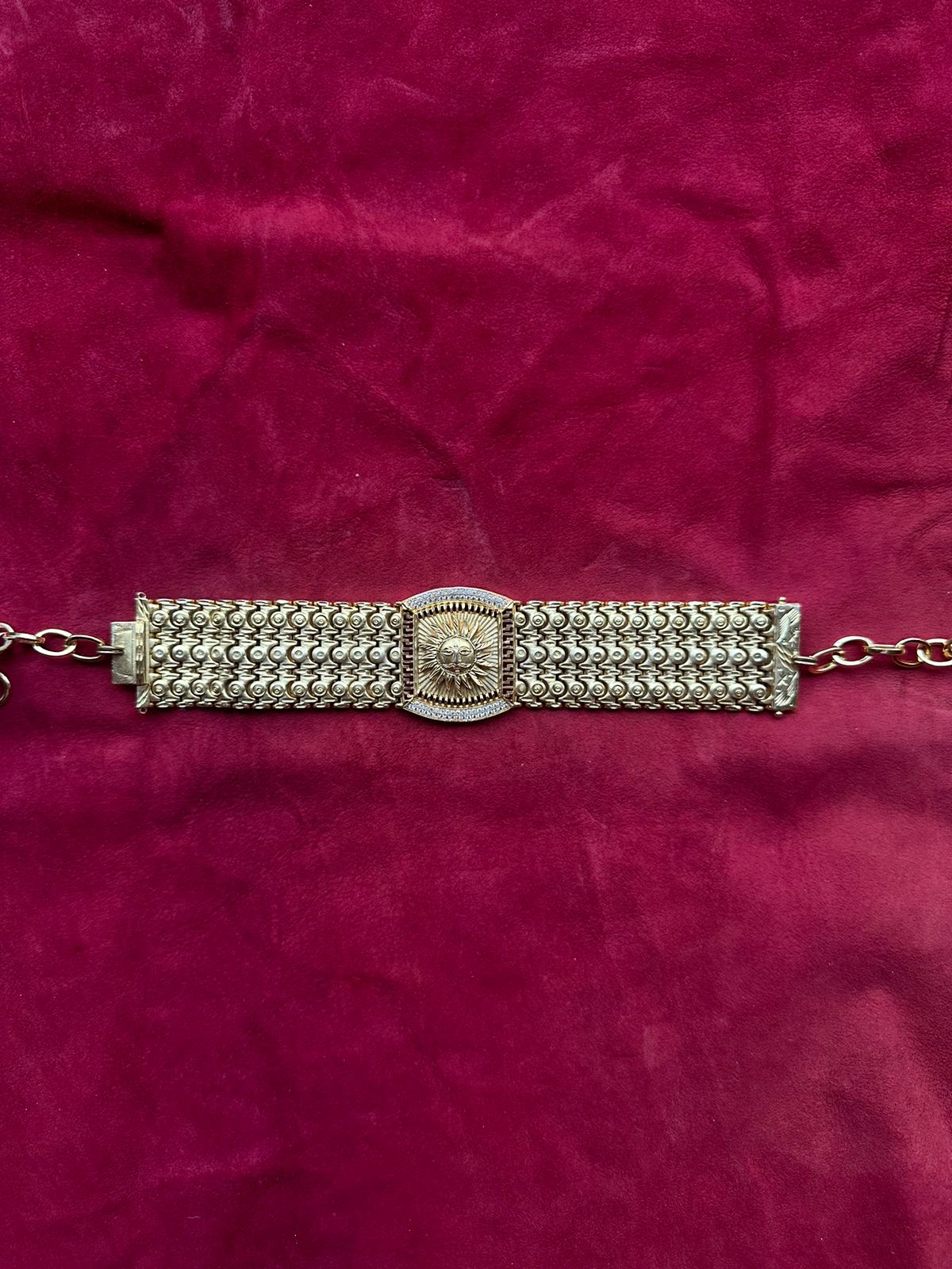 Sun Choker