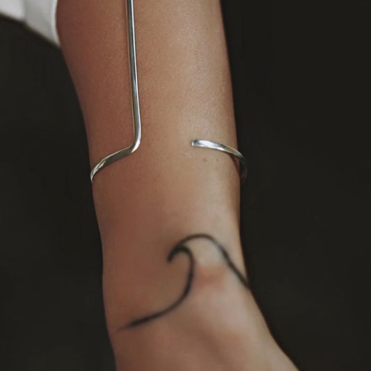 Line bracelet silver minimal design