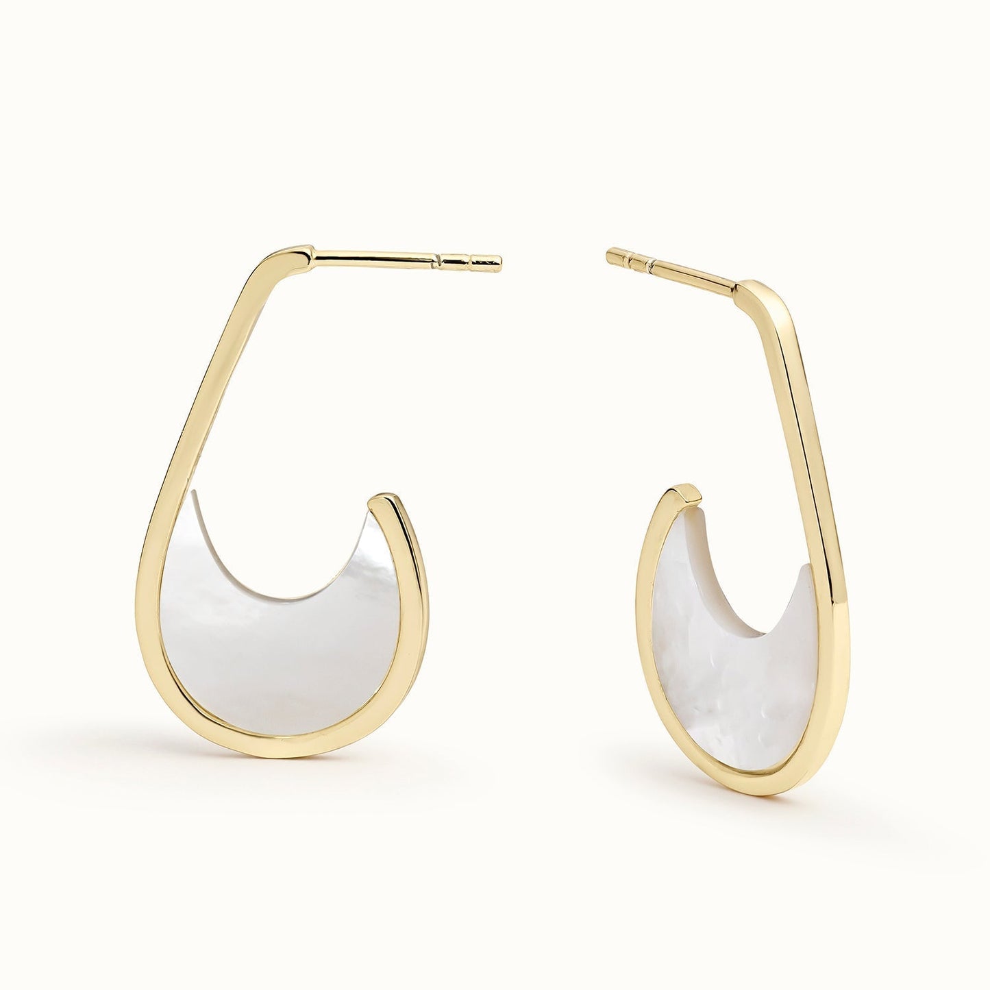 ALHAMBRA MOTHER OF PEARL EARRINGS